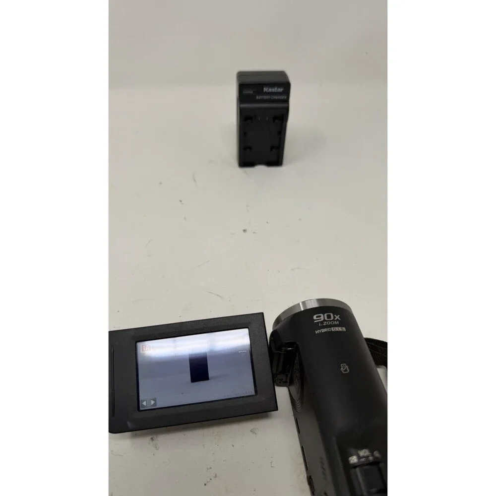 Panasonic HC-V270 Camcorder Full HD 10.0MP - Tested Working